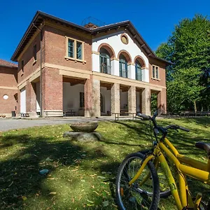 E Ostello, Parco Di Monza, Cascina Costa Alta , Monza Itália