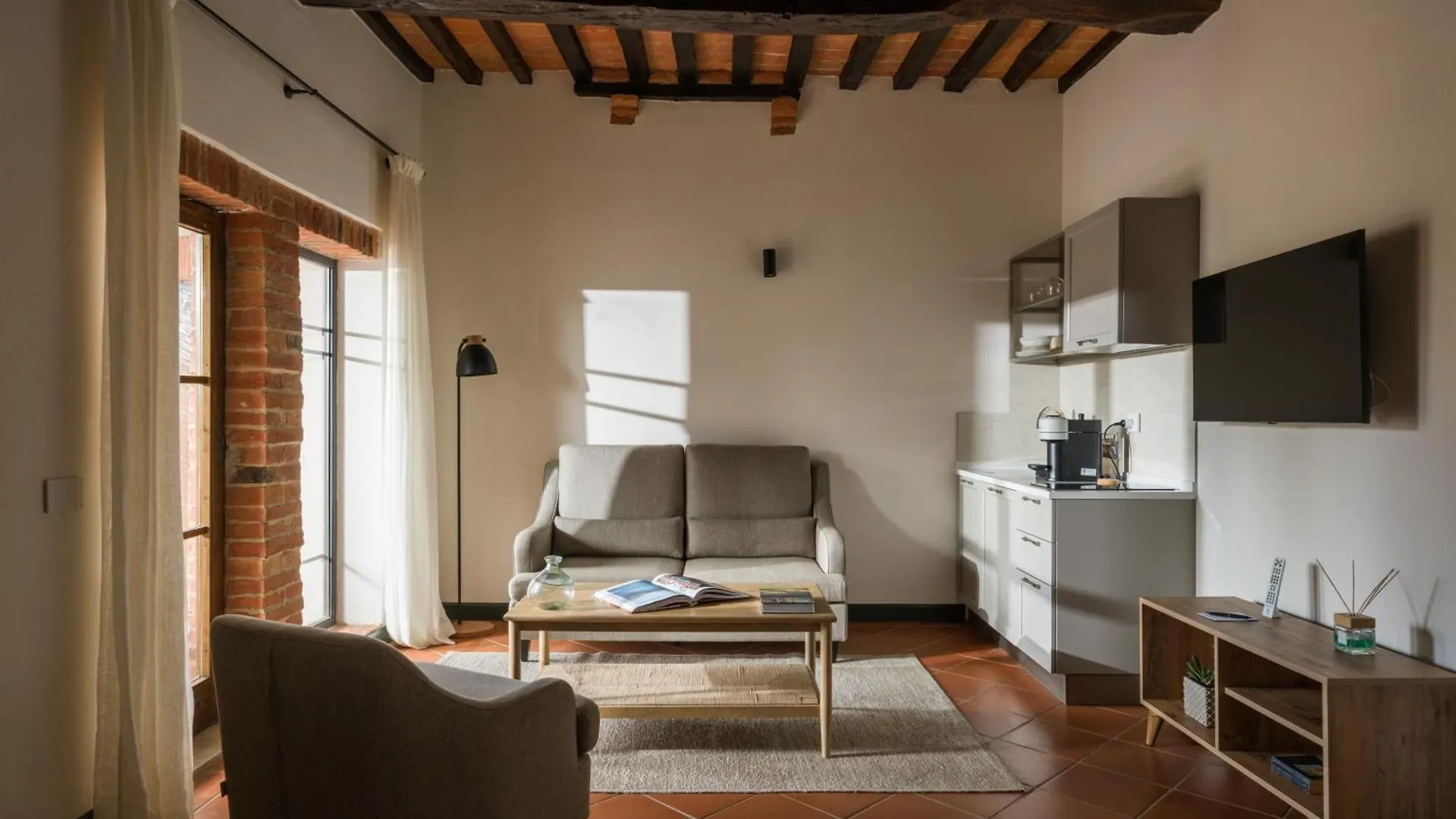 Отель Borgo San Vincenzo Монтепульчано